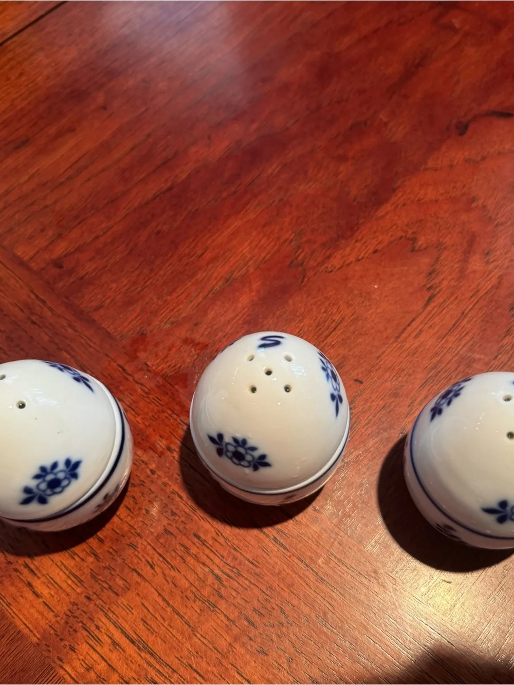 Vintage Gerold Porzellan Bavaria Blue Onion Salt Pepper Egg Sets Set of 3
